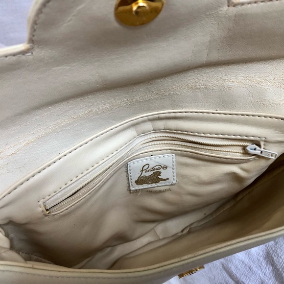 Vintage Pantera White Leather Semi Circle Purse with Leather & Gold Chain Strap - Picture 13 of 14